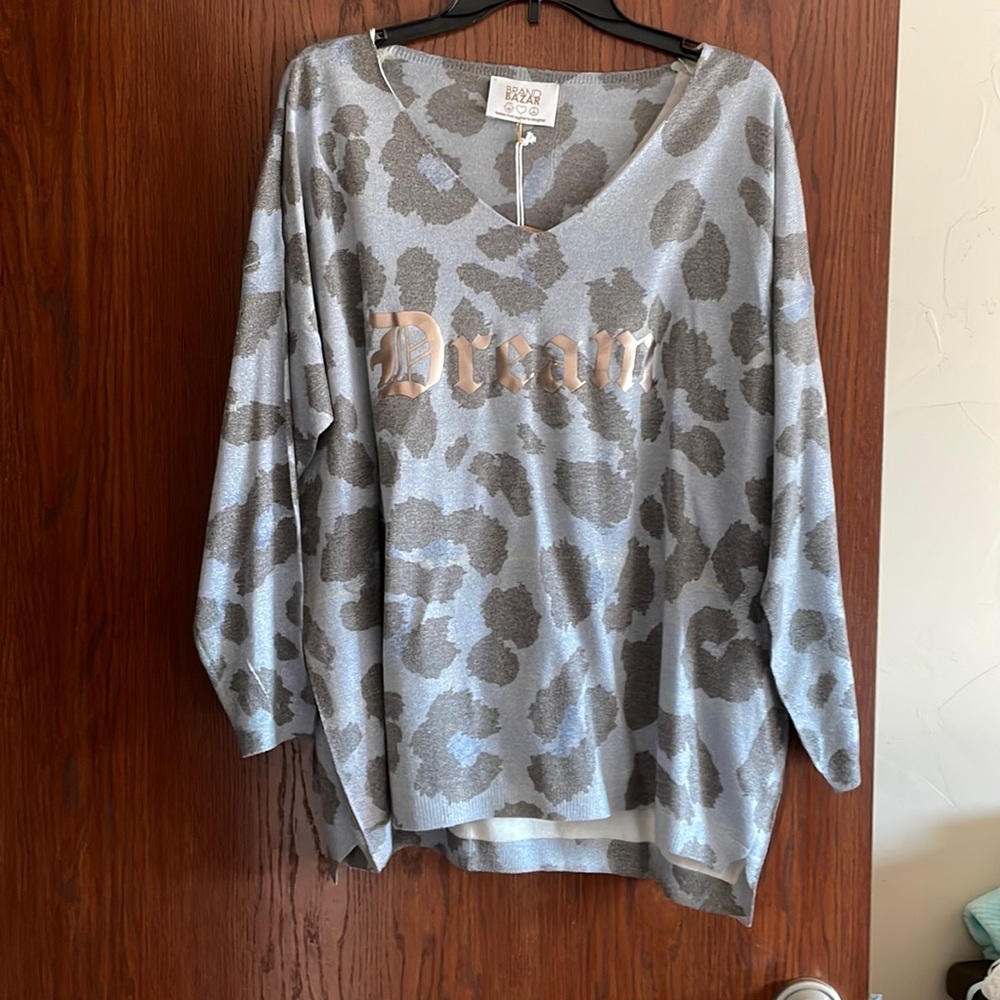 Super cute top from a boutique. NWT!